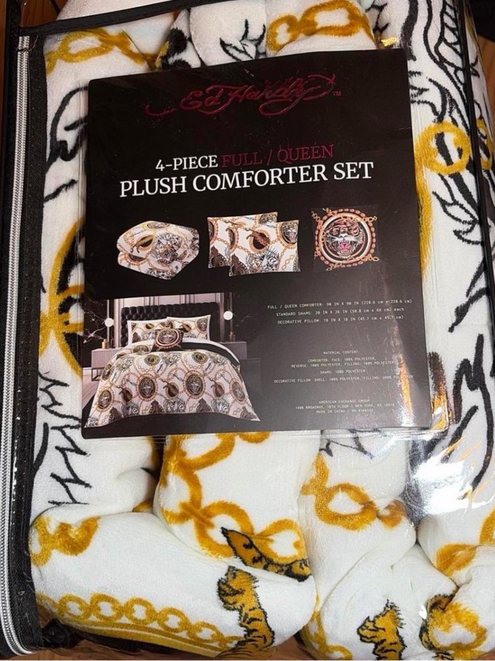 Ed Hardy White Plush Comforter Set with Gold Chain Print